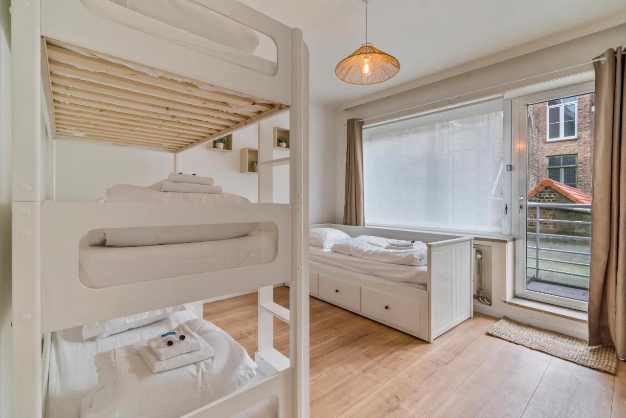 Ruim En Warm Appartement In De Winkelstraat Van Oostende Bagian luar foto